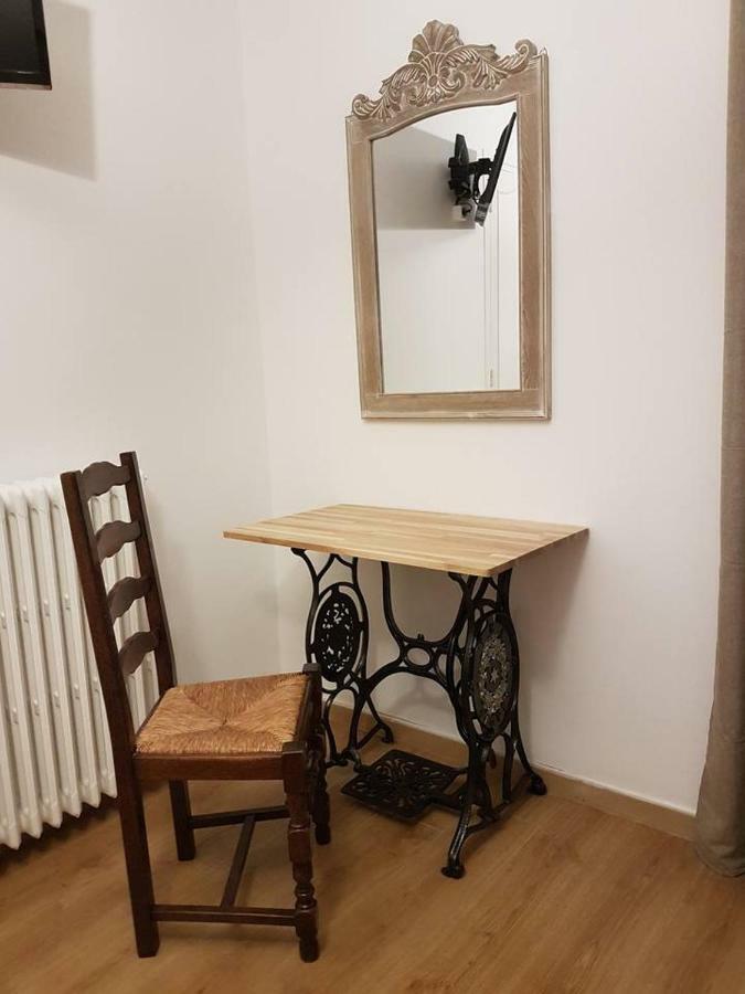 23 Rue Jean Amade Apartment Céret Exterior photo
